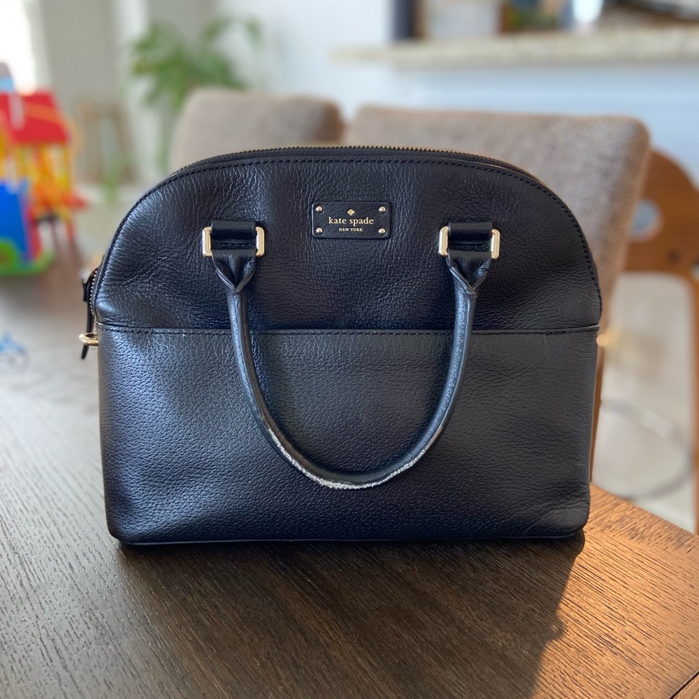 Kate Spade medium handbag preowned good condition